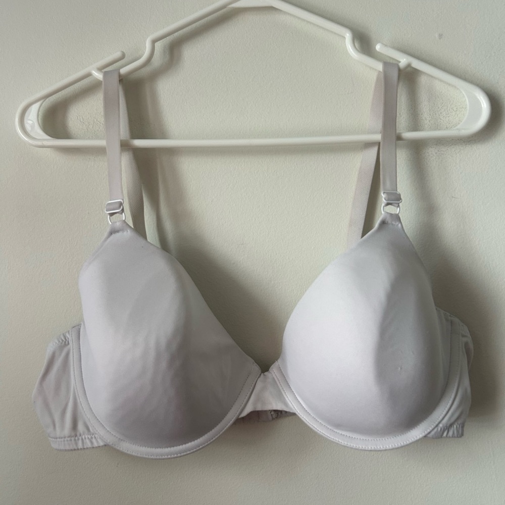 Spencer White Adjustable Braโ